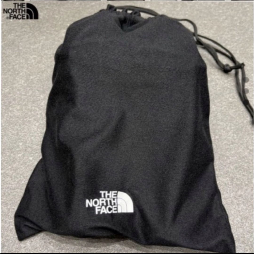 THE NORTH FACE(ザノースフェイス)の【新品】THE NORTH FACE  ノースフェイス　シューズバッグ　ブラック スポーツ/アウトドアのアウトドア(その他)の商品写真