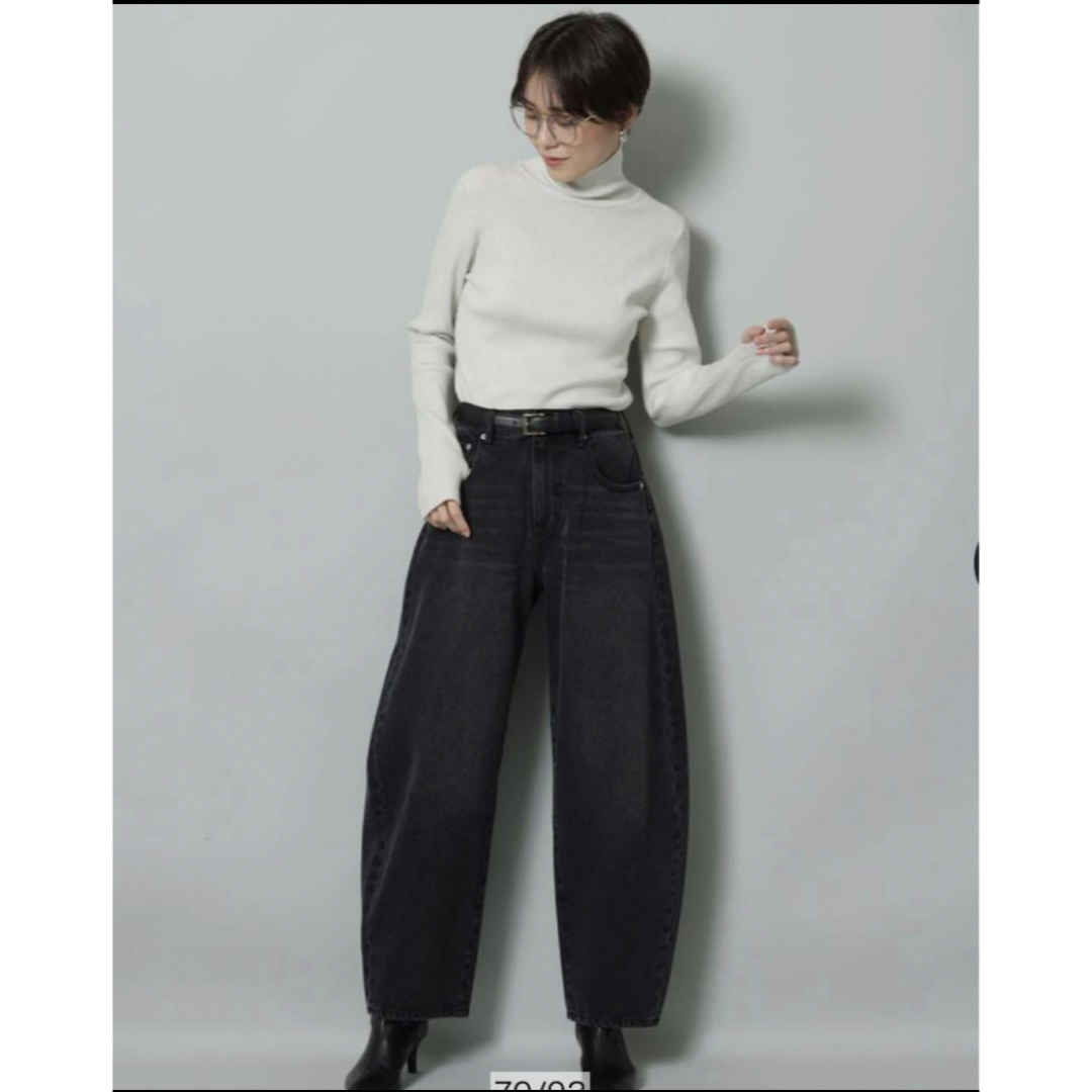 神崎恵 さん着用❗️ 新品 カーブデニム デニム アルページュ 神崎恵 さん着用❗️ 新品 カーブデニム デニム アルページュ