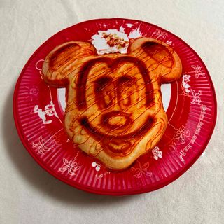 ディズニー(Disney)のディズニーリゾート　ミッキーワッフル　クッション(キャラクターグッズ)