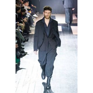 ヨウジヤマモトプールオム(Yohji Yamamoto POUR HOMME)の黒の衝撃 名作 2015aw ヨウジヤマモト 15aw 3重断ち切りセットアップ(セットアップ)