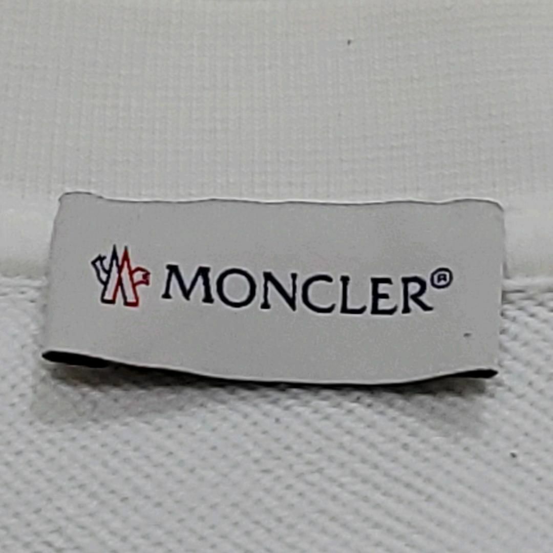 MONCLER(モンクレール)の美品 XL 現行20SS モンクレール 綿100 ロゴ ワッペン トレーナー 白 メンズのトップス(Tシャツ/カットソー(七分/長袖))の商品写真