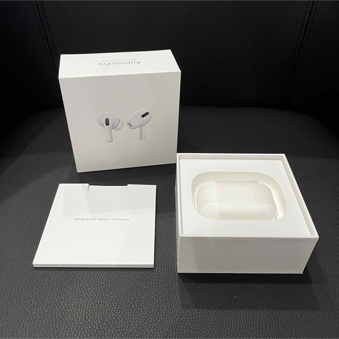 APPLE AirPods Pro 【ジャンク品】 スマホ/家電/カメラのオーディオ機器(ヘッドフォン/イヤフォン)の商品写真