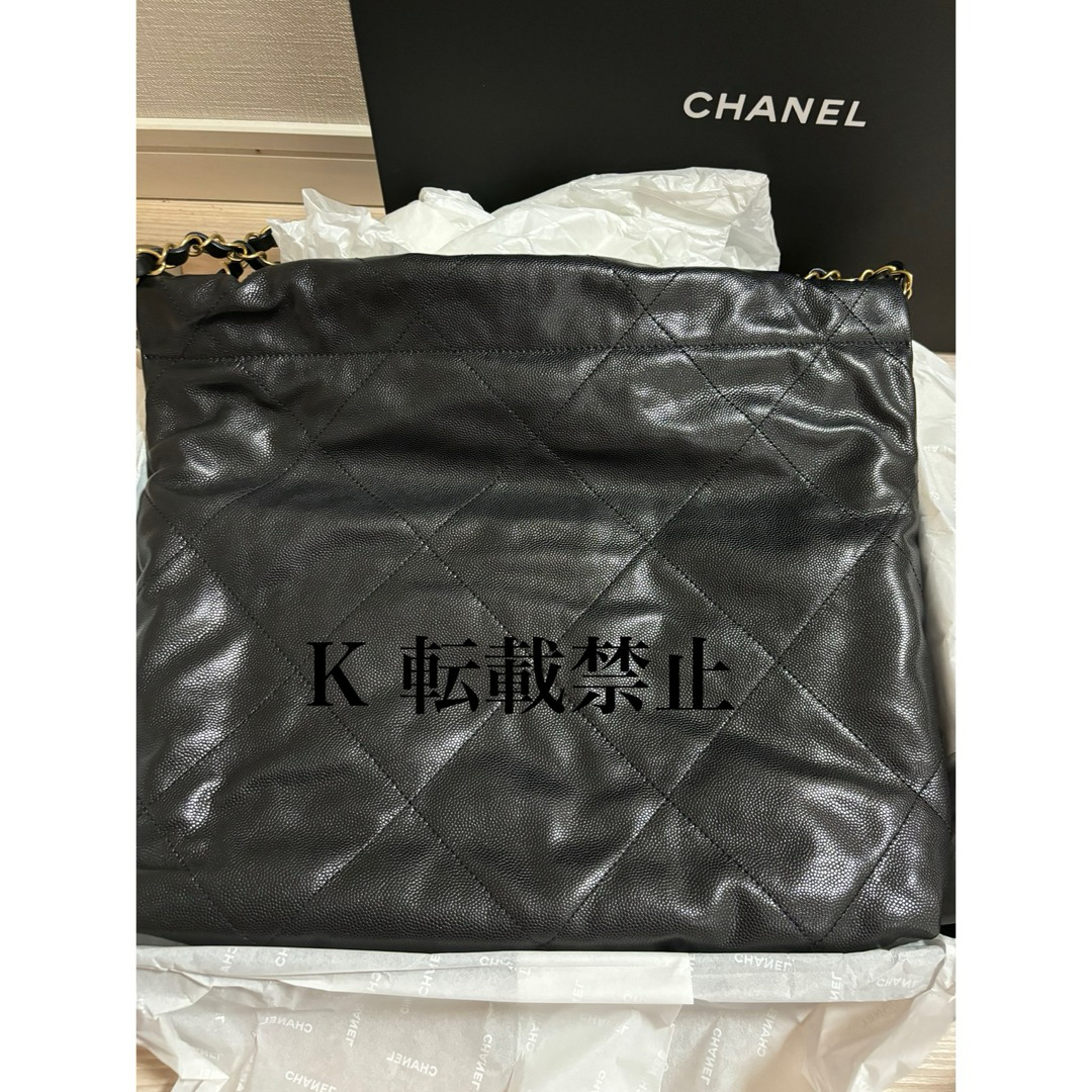 CHANEL(シャネル)の【入手困難】CHANEL シャネル　22 ハンドバッグ　ホーボー　キャビアスキン レディースのバッグ(ハンドバッグ)の商品写真