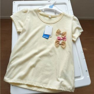 半袖Ｔシャツ　130　新品　女の子　半袖　Ｔシャツ　ティーシャツ　リボン(Tシャツ/カットソー)