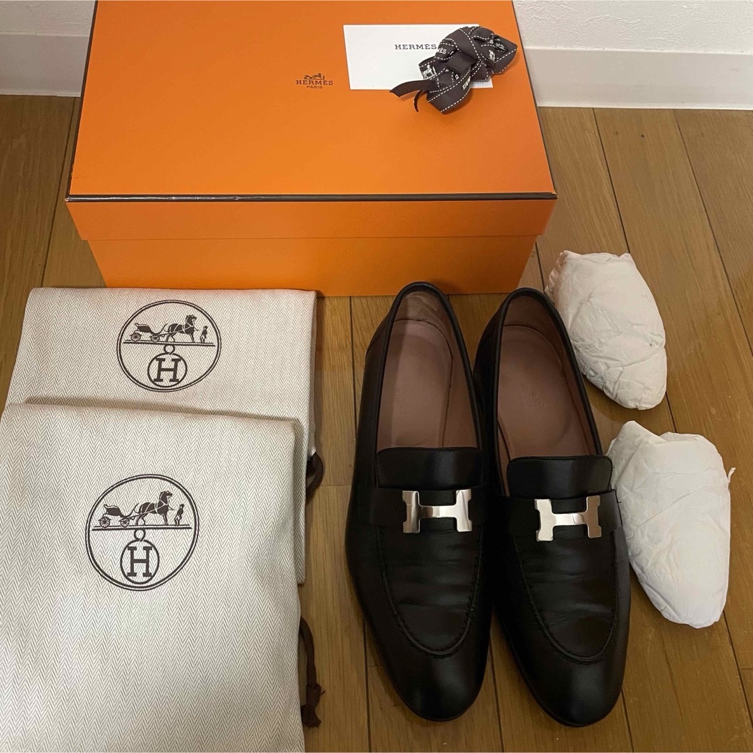 Hermes(エルメス)の美品　HERMES ローファー　モカシンパリ38 レディースの靴/シューズ(ローファー/革靴)の商品写真