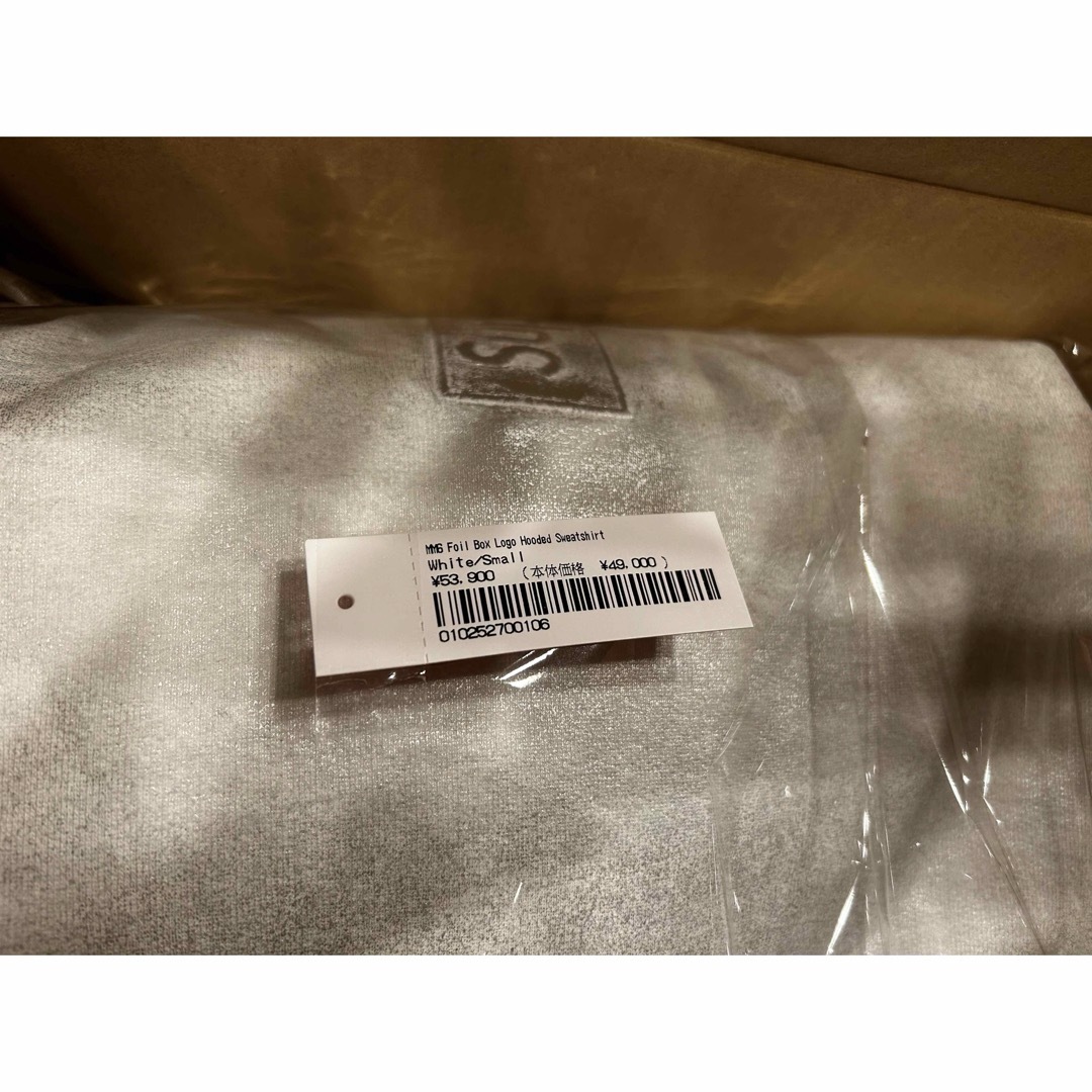Supreme(シュプリーム)のSupreme Foil Box Logo Hooded Sweatshirt メンズのトップス(パーカー)の商品写真