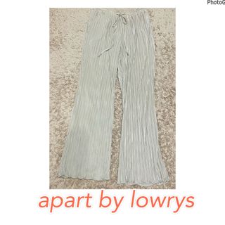 アパートバイローリーズ(apart by lowrys)のPワッシャープリーツパンツ　apart by lowrys Fサイズ　(カジュアルパンツ)