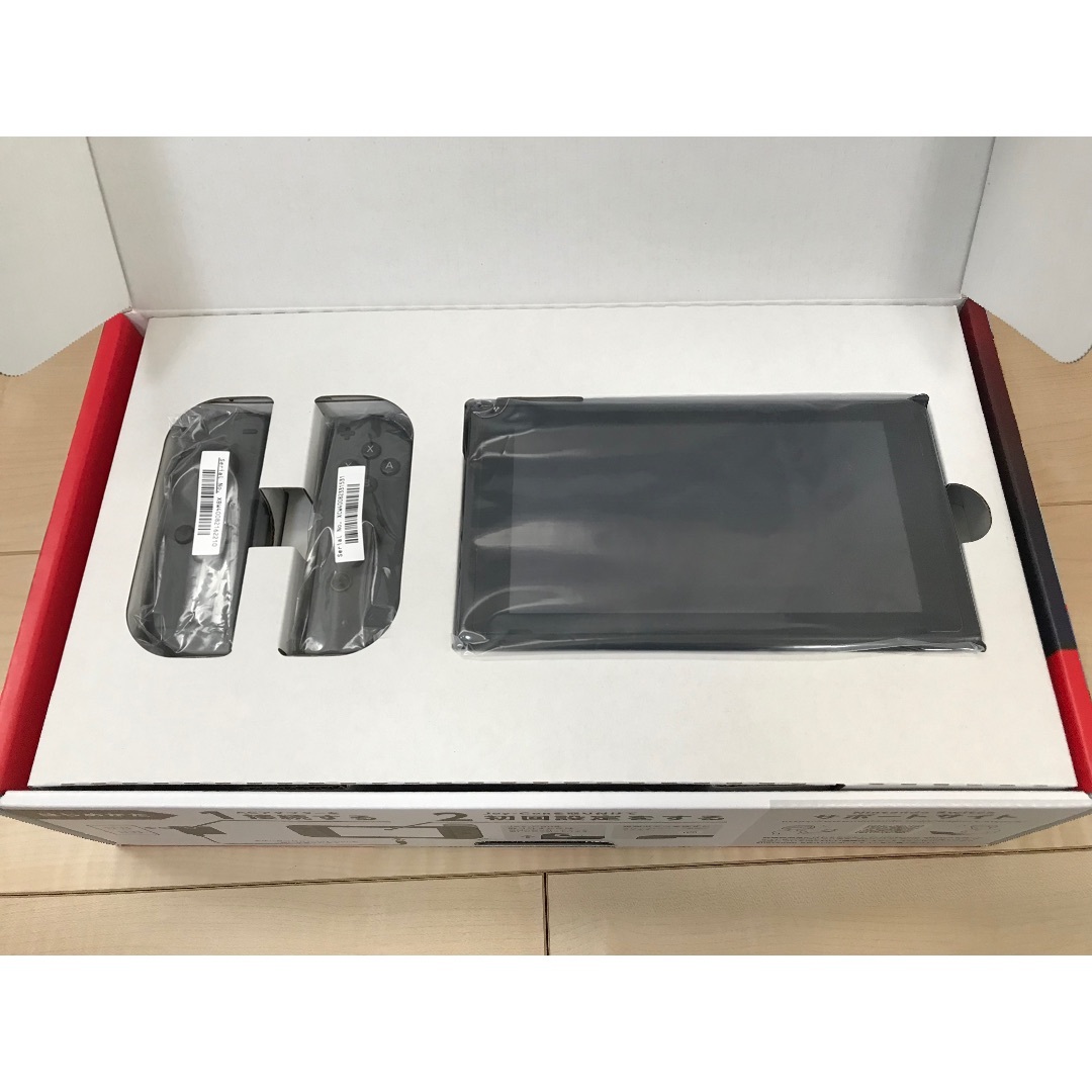 Nintendo Switch(ニンテンドースイッチ)の美品✨バッテリー強化新型Switch本体一式✨ エンタメ/ホビーのゲームソフト/ゲーム機本体(家庭用ゲーム機本体)の商品写真