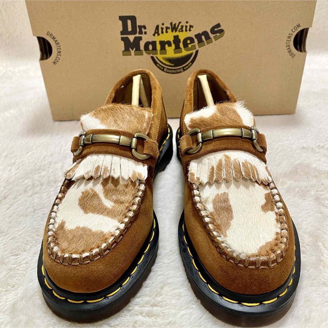 Dr.Martens(ドクターマーチン)の箱付未使用 ドクターマーチン エイドリアンスナッフル ジャージーカウ プリント レディースの靴/シューズ(ローファー/革靴)の商品写真