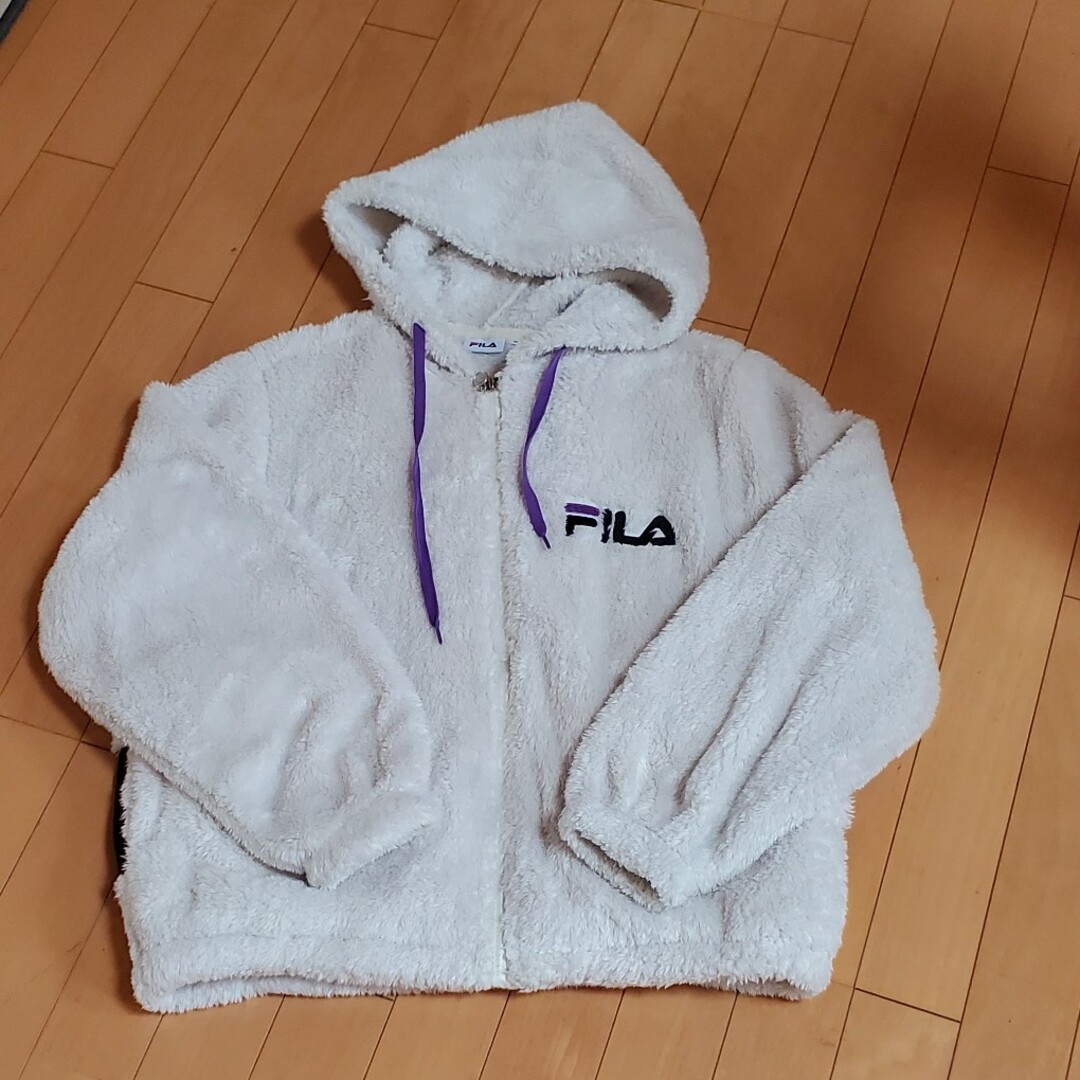 FILA(フィラ)のFILA　パーカー　M　レディース　女の子 レディースのトップス(パーカー)の商品写真