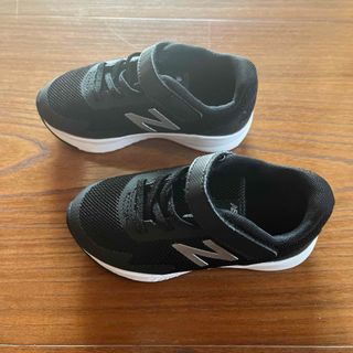 ニューバランス(New Balance)のニューバランス　スニーカー　15.5 黒(スニーカー)