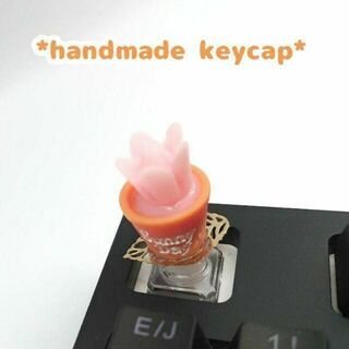 自作キーキャップ ピンクのお花の植木鉢 キートップ 　かわいい　keycap(PC周辺機器)