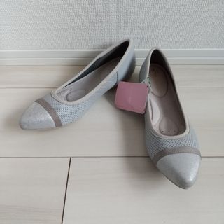 （445）ALLDAY WALK グレー×シルバー パンプス（23.5cm）(ハイヒール/パンプス)