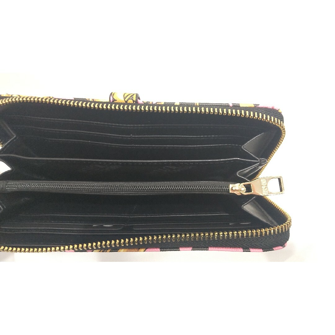 【セール中】 VERSACE JEANS COUTURE 長財布 ピンク レディースのファッション小物(財布)の商品写真
