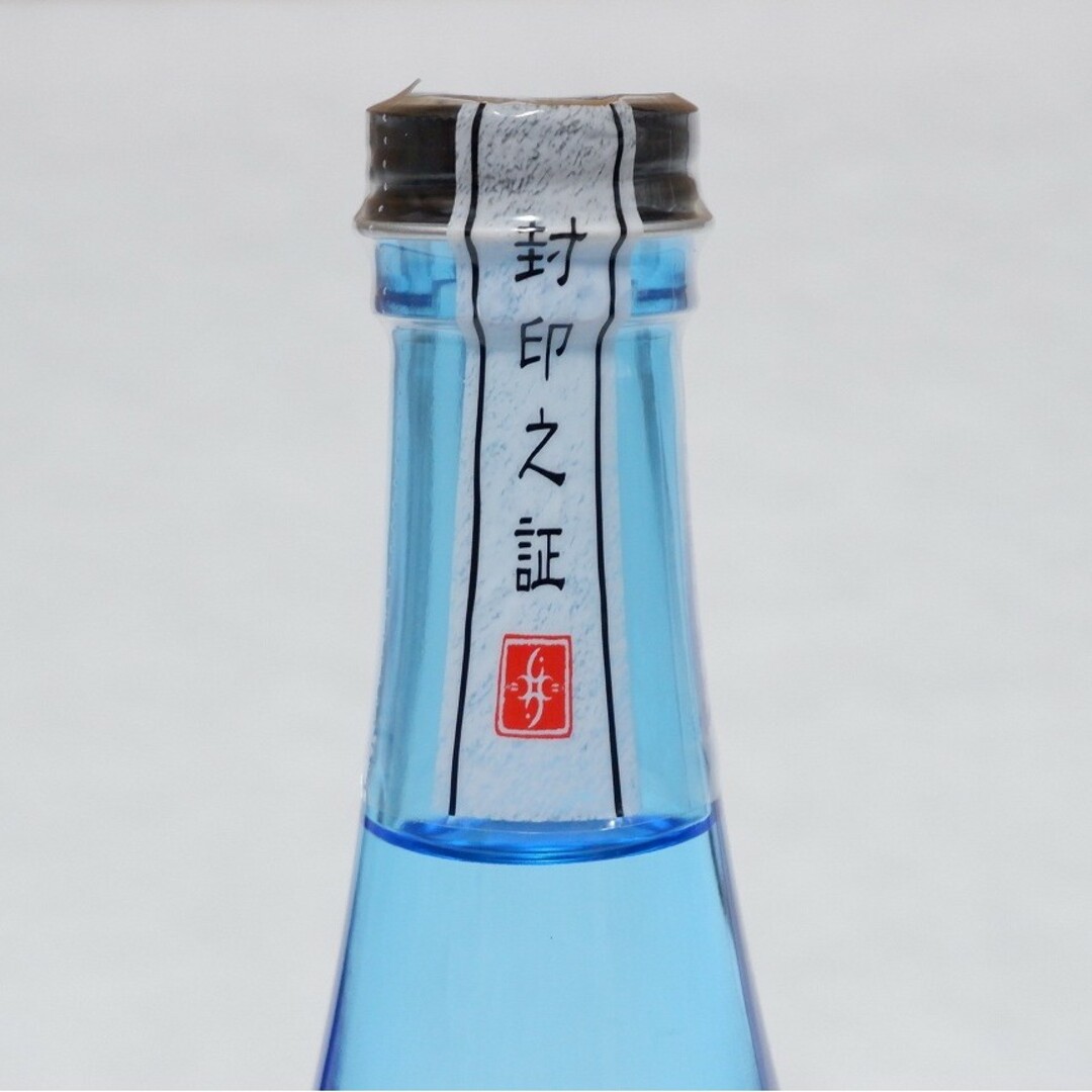 ★沖縄発★泡盛30度「美ら蛍」720mlX2本（1本2740円）ガラス瓶 食品/飲料/酒の酒(焼酎)の商品写真