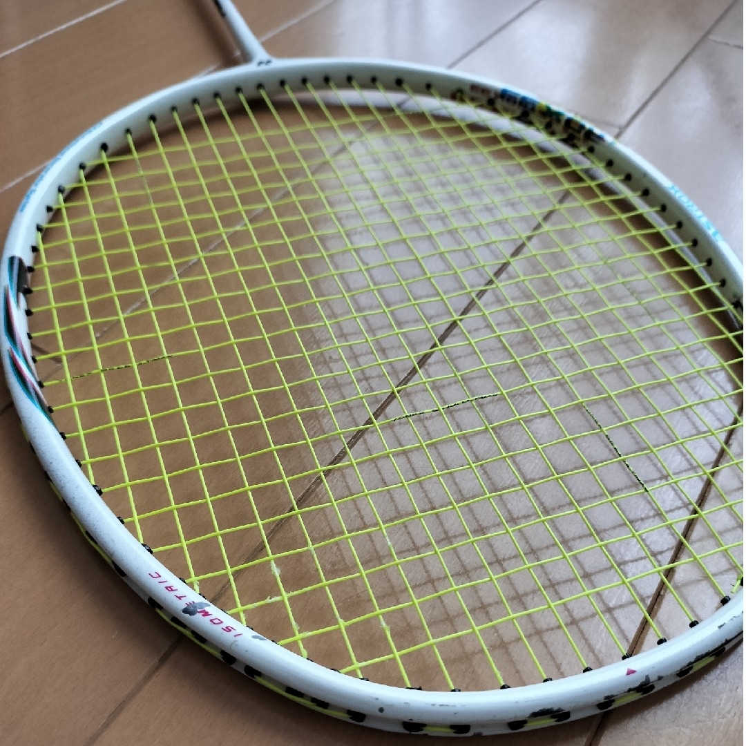 YONEX(ヨネックス)のYONEX ASTROX33 アストロクス 初心者用 バドミントン ラケット スポーツ/アウトドアのスポーツ/アウトドア その他(バドミントン)の商品写真