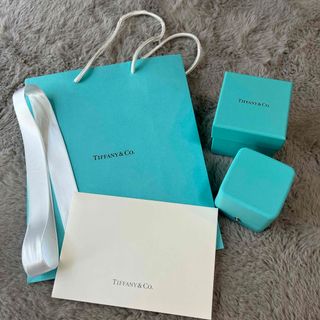 ティファニー(Tiffany & Co.)の【美品】ティファニーリングケース　ボックス　結婚指輪　ショッパー　リボン　セット(ショップ袋)