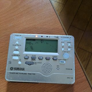 ヤマハ(ヤマハ)のYAMAHAチューナーメトロノームTDM75R難アリ(その他)