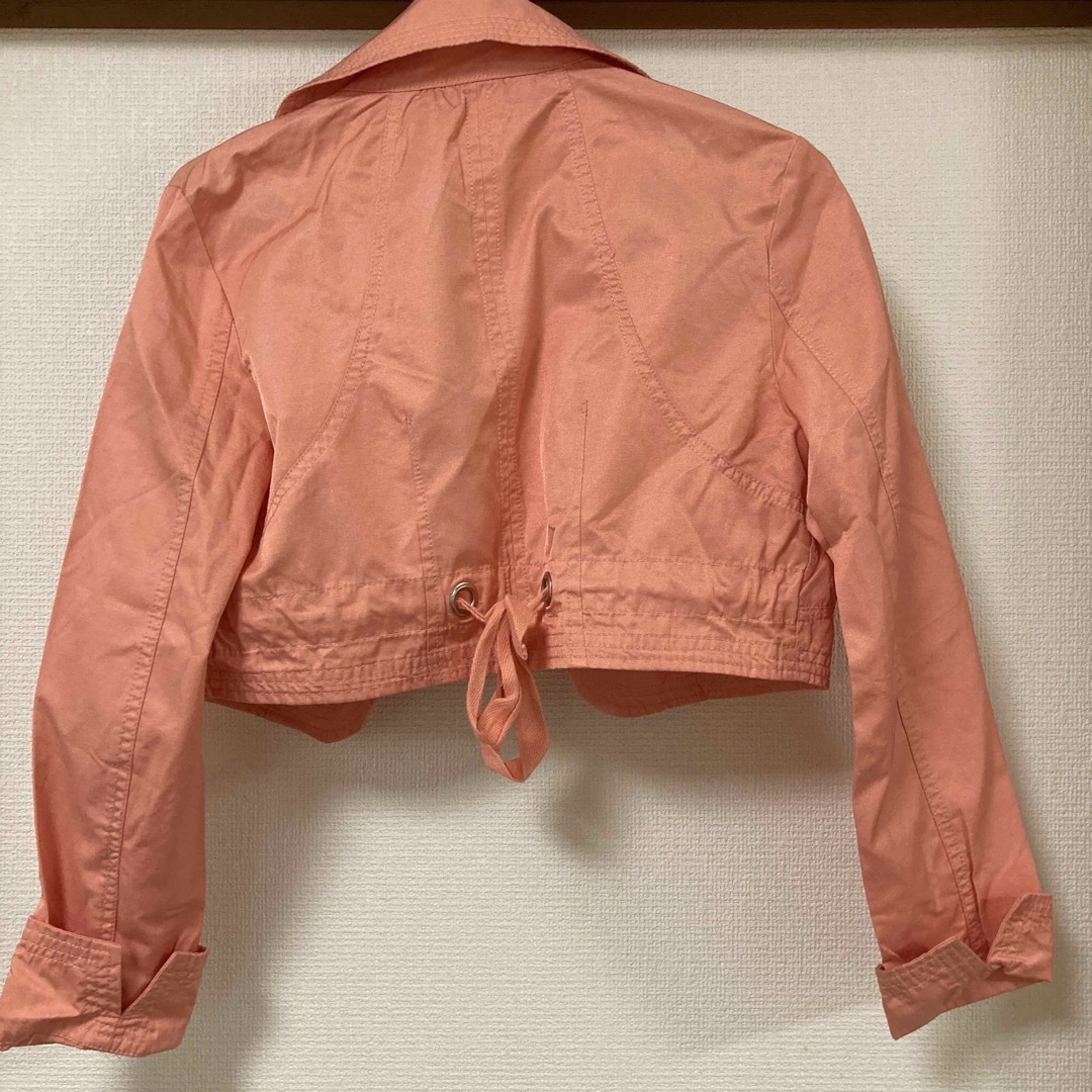 オレンジ色レディースショートジャケット レディースのジャケット/アウター(テーラードジャケット)の商品写真