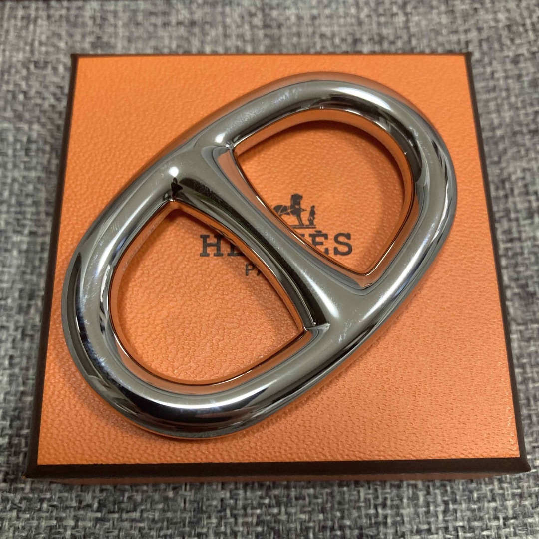 Hermes(エルメス)のHERMES エルメス シェーヌダンクル スカーフリング レディースのファッション小物(バンダナ/スカーフ)の商品写真