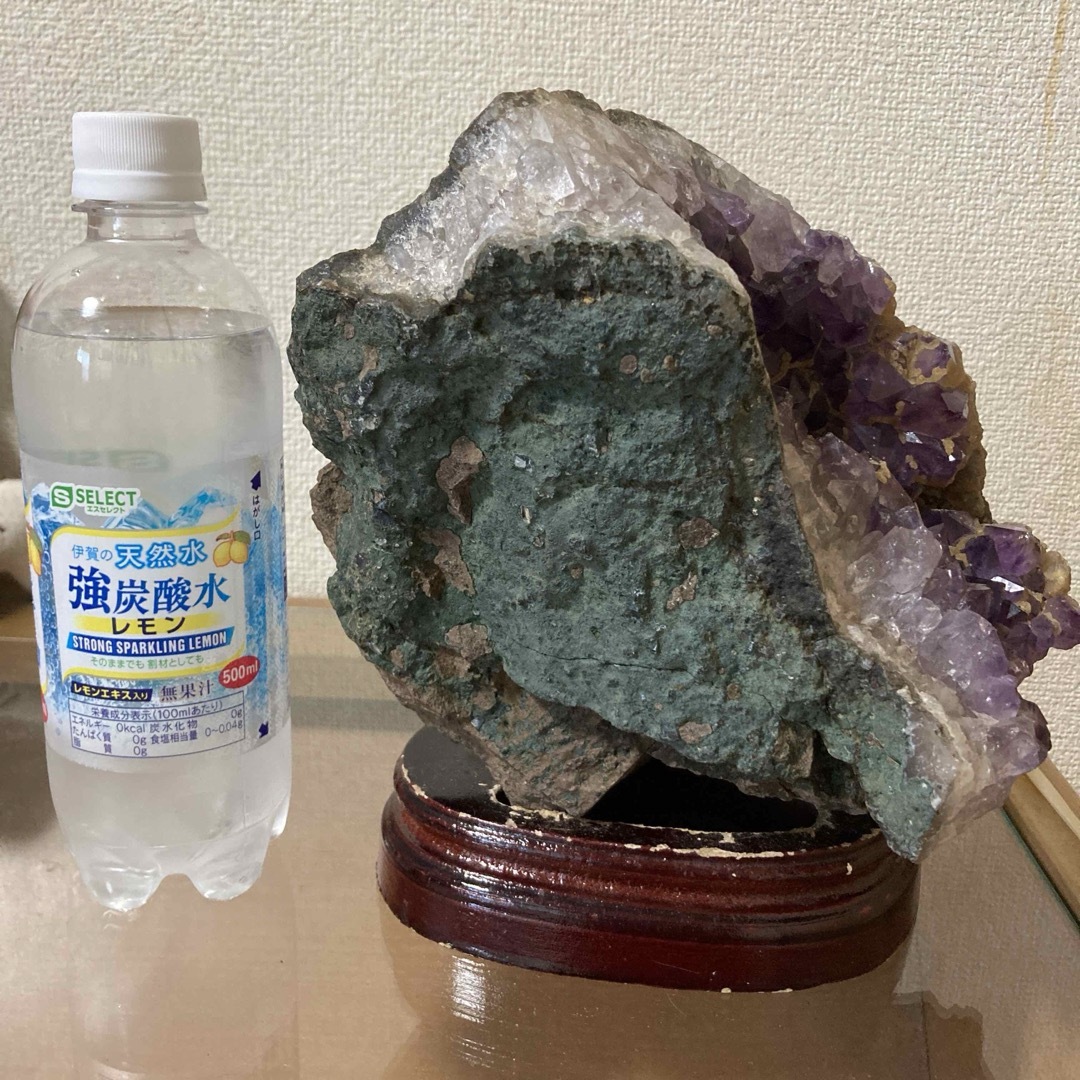 紫水晶原石【アメジスト】 エンタメ/ホビーのコレクション(その他)の商品写真