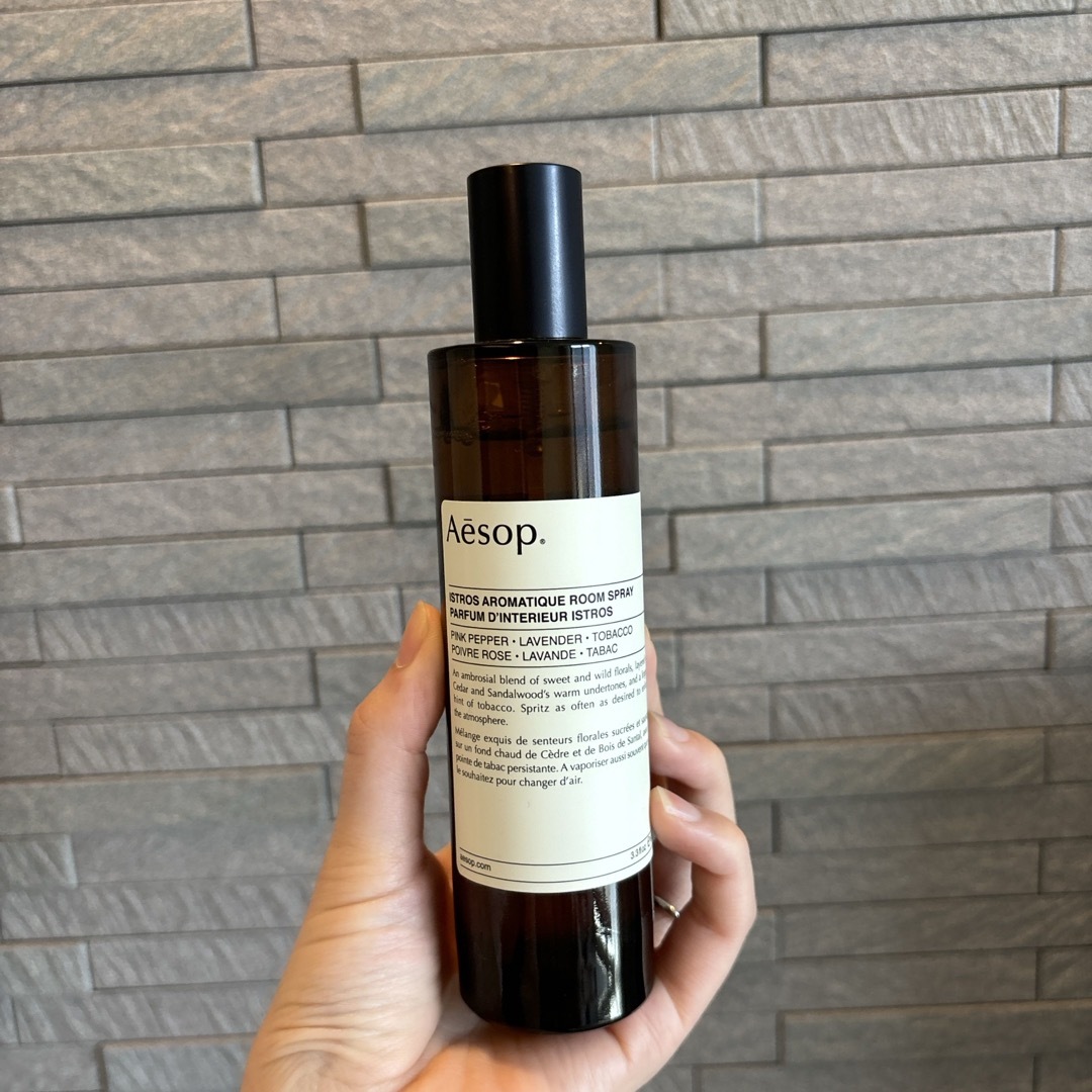 Aesop(イソップ)のAESOP イストロス アロマティック ルームスプレー 100ml コスメ/美容のリラクゼーション(アロマスプレー)の商品写真