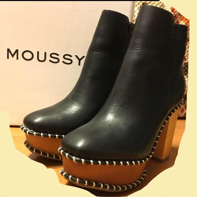 ぽん様専用 moussy wooden ブーツ 完売続出