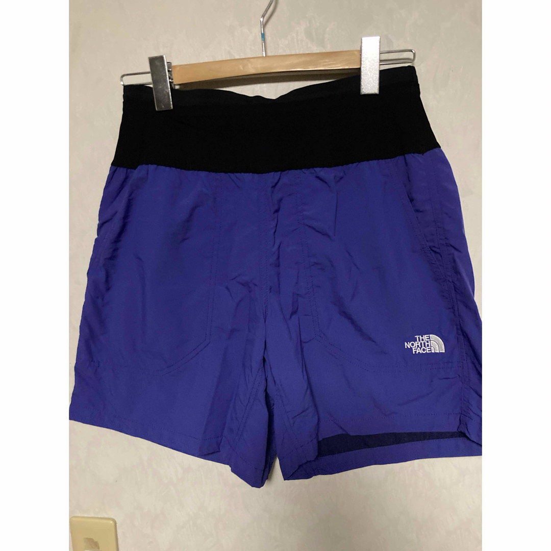 THE NORTH FACE(ザノースフェイス)のノースフェイス フリーラン ショーツ ショートパンツ 新品 L NB42391 メンズのパンツ(ショートパンツ)の商品写真