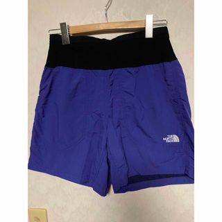 ザノースフェイス(THE NORTH FACE)のノースフェイス フリーラン ショーツ ショートパンツ 新品 L NB42391(ショートパンツ)