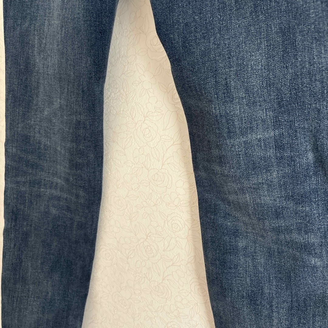GU(ジーユー)のGU  スキニージーンズ　　タグ付き未使用品 レディースのパンツ(デニム/ジーンズ)の商品写真