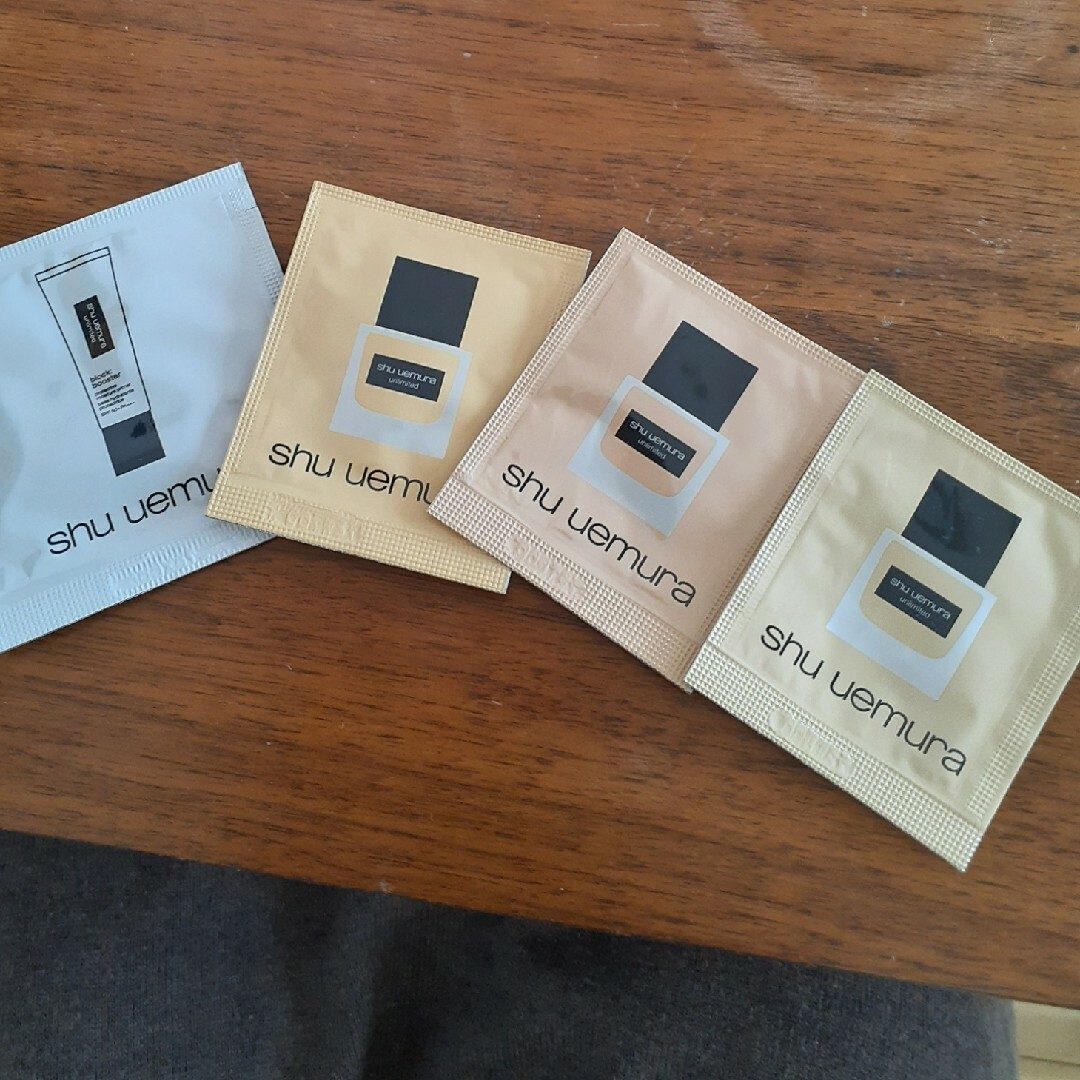 shu uemura(シュウウエムラ)のシュウウエムラ　サンプル コスメ/美容のベースメイク/化粧品(ファンデーション)の商品写真