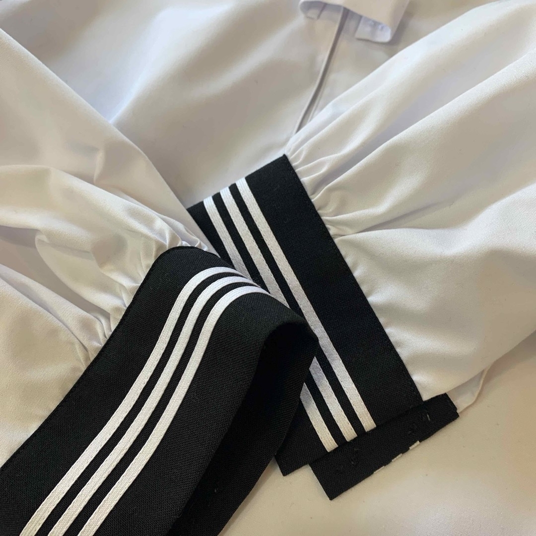 学生服 セーラー服 ホワイト×ブラック 4Lサイズ エンタメ/ホビーのコスプレ(衣装)の商品写真