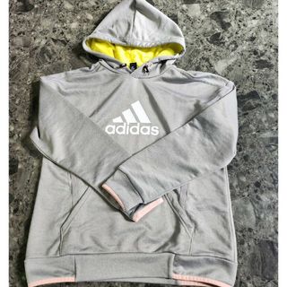 アディダス(adidas)のアディダス  トップス  パーカー  ナイキ  プーマ  ニューバランス(パーカー)