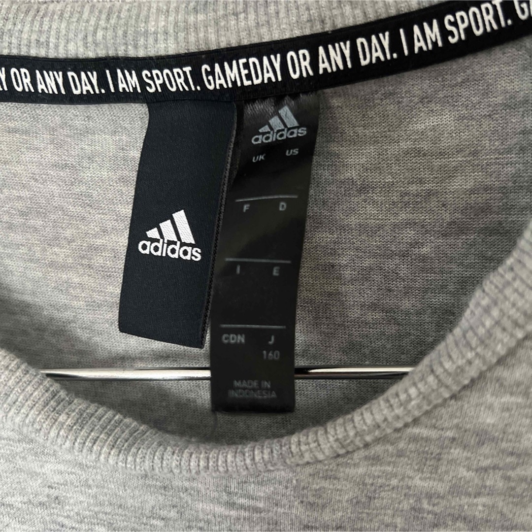 adidas(アディダス)のアディダス adidas ティシャツ Tシャツ キッズ/ベビー/マタニティのキッズ服男の子用(90cm~)(Tシャツ/カットソー)の商品写真