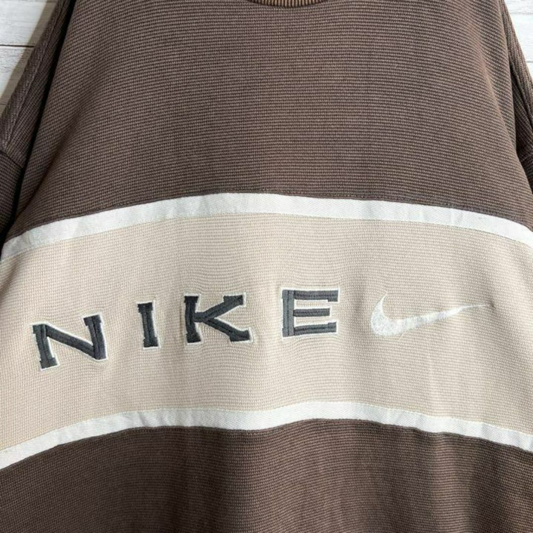 NIKE(ナイキ)の【入手困難!!】ナイキ ✈︎刺繍ロゴ ゆるだぼ 白タグ トレーナー 重ね着 メンズのトップス(スウェット)の商品写真