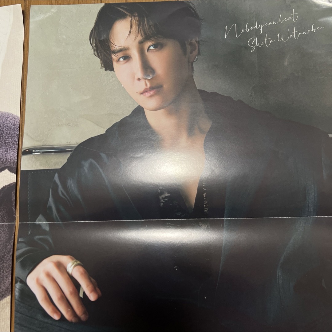 渡辺翔太 ピンナップ ポスター エンタメ/ホビーのタレントグッズ(アイドルグッズ)の商品写真