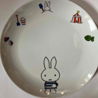 ミッフィー(miffy)の新品4枚セット ミッフィー 陶器製皿プレート 直径19cm  夏 海(食器)