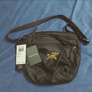 アークテリクス(ARC'TERYX)の新品未使用　アークテリクス　新型マンティス2　ブラック(ショルダーバッグ)