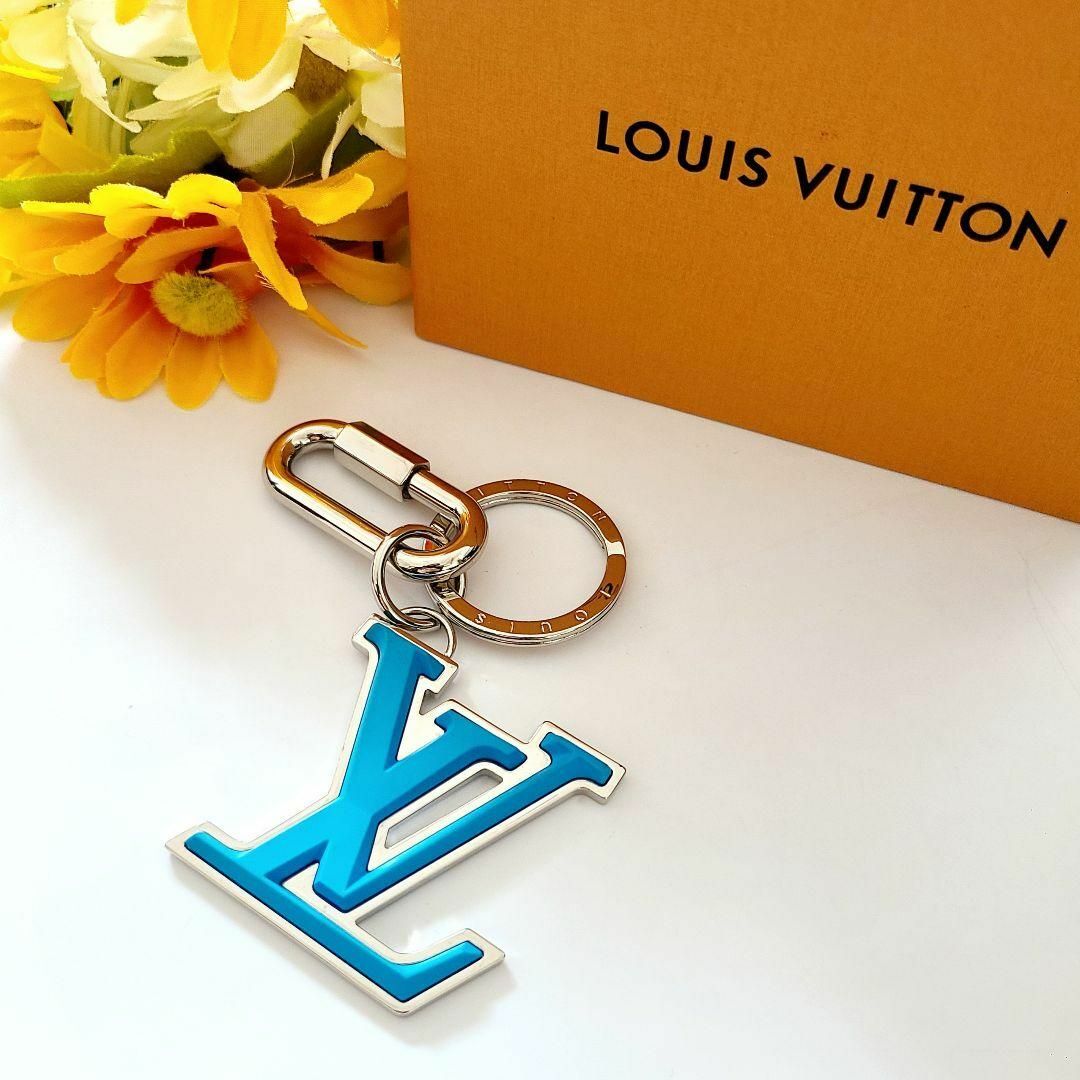 LOUIS VUITTON(ルイヴィトン)のルイヴィトン☆★M69303☆ポルトクレ ネオ☆LVソフト☆チャーム レディースのファッション小物(キーホルダー)の商品写真