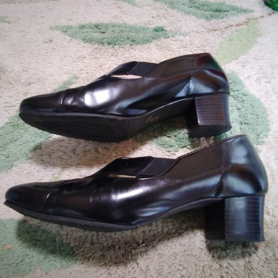23EEE  本革　フォーマル　黒　パンプス  日本製 レディースの靴/シューズ(ハイヒール/パンプス)の商品写真