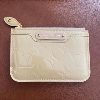 ルイヴィトン(LOUIS VUITTON)の【美品】ルイヴィトン　モノグラムヴェルニ　ポシェットクレNM コインケース(コインケース)