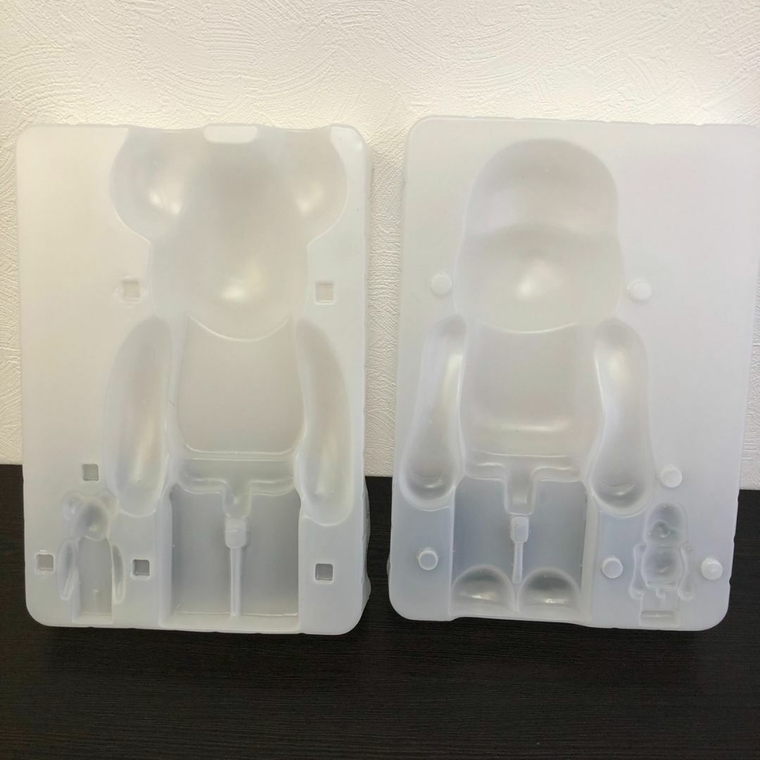 BE@RBRICK(ベアブリック)の【美品】ベアブリック　Mr.インクレディブル　400％＆100％ エンタメ/ホビーのフィギュア(その他)の商品写真