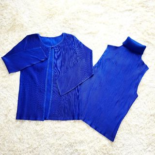 プリーツプリーズイッセイミヤケ(PLEATS PLEASE ISSEY MIYAKE)の【美品】プリーツプリーズ　ノースリーブ　カーディガン　セット　ブルー　サイズ3(カーディガン)