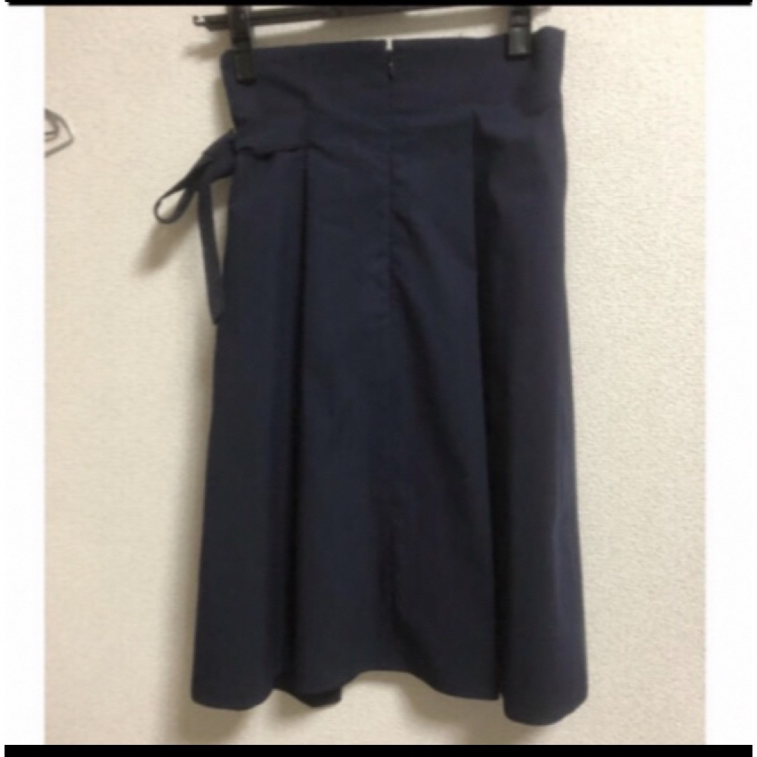 ef-de(エフデ)のef-de 新品未使用日本製ラップスカート風フレアスカート ネイビーSサイズ新品 レディースのスカート(ひざ丈スカート)の商品写真