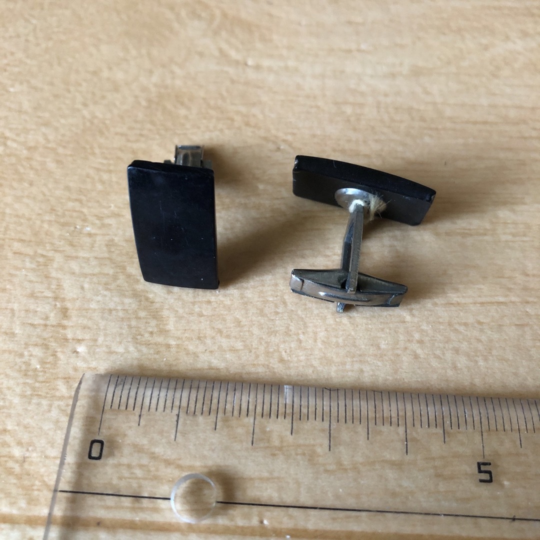 カフス 黒 メンズのファッション小物(カフリンクス)の商品写真