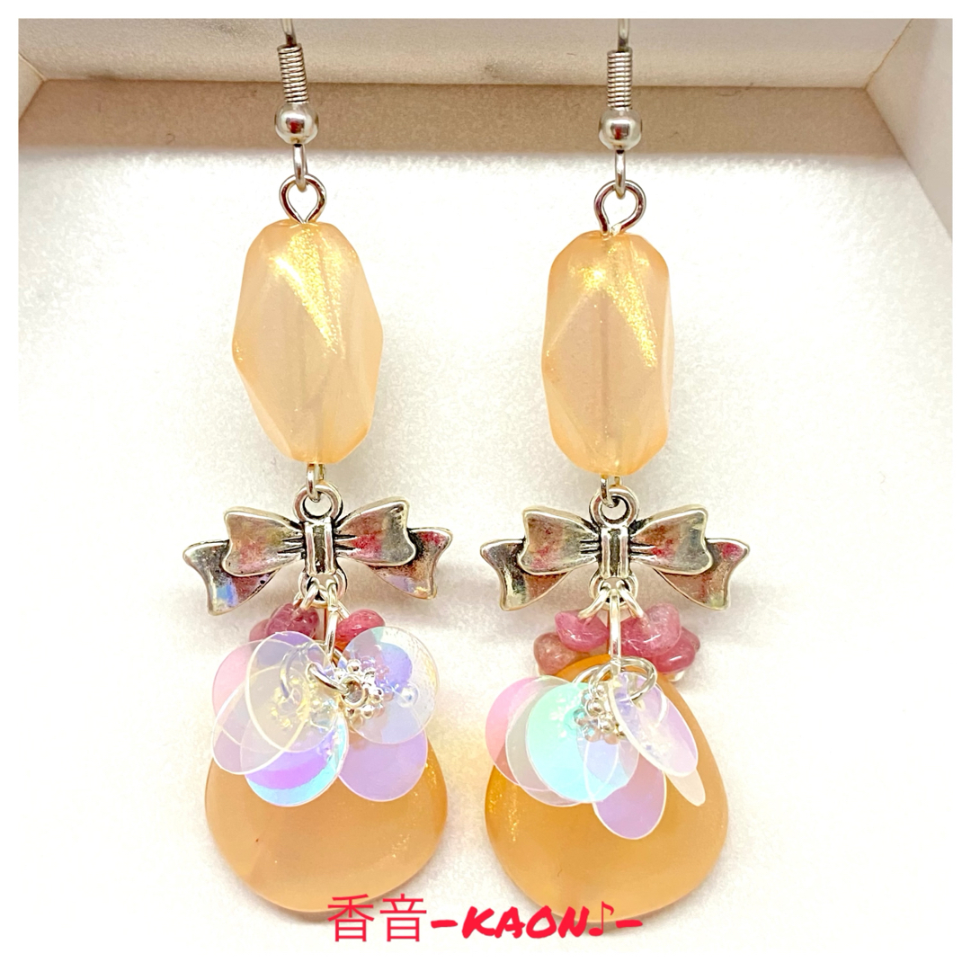 ハンドメイド　ピアス/イヤリング/チャーム　338 ハンドメイドのアクセサリー(ピアス)の商品写真