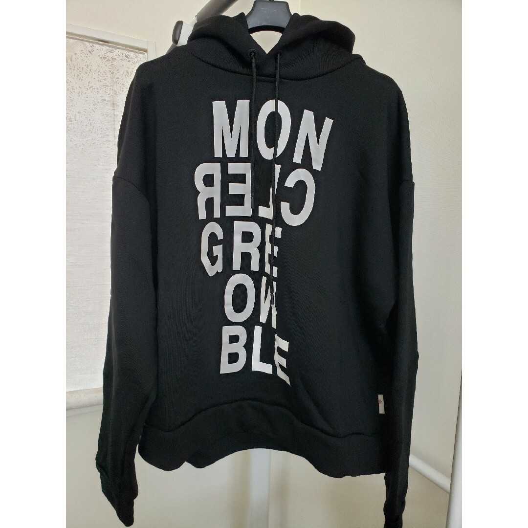 MONCLER(モンクレール)の【極美品】MONCLER GRENOBLE ロゴプリント パーカー  XL メンズのトップス(パーカー)の商品写真