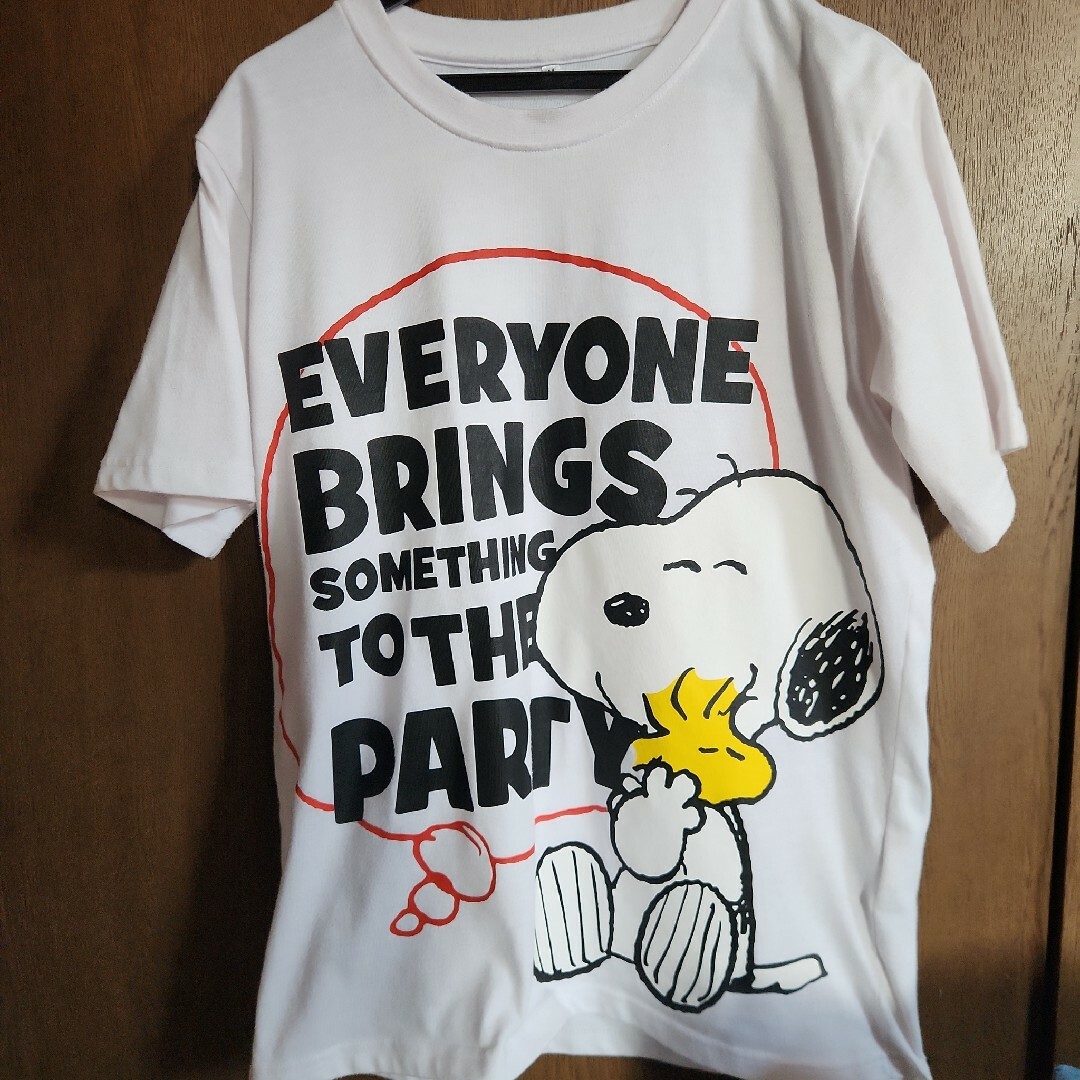 PEANUTS(ピーナッツ)のスヌーピー　Tシャツ レディースのトップス(Tシャツ(半袖/袖なし))の商品写真