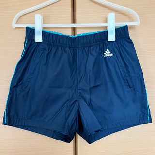 adidas - adidas ショートパンツ（ネイビー）