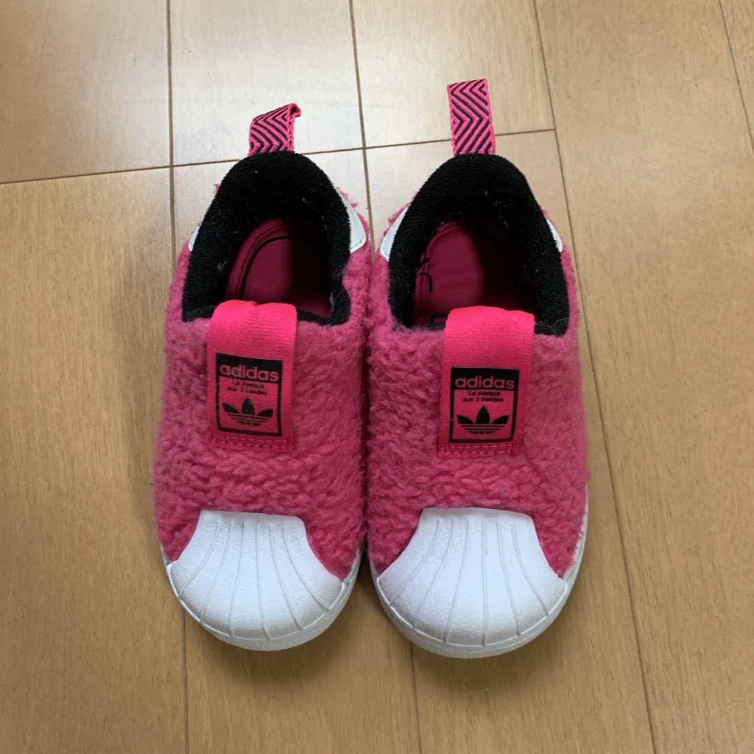 adidas(アディダス)のadidas スニーカー 13cm キッズ/ベビー/マタニティのベビー靴/シューズ(~14cm)(スニーカー)の商品写真